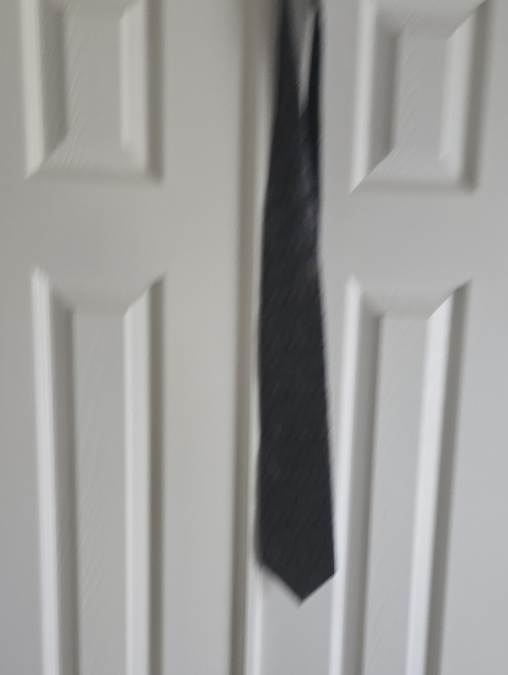 Men's Classic Black Textured Tie